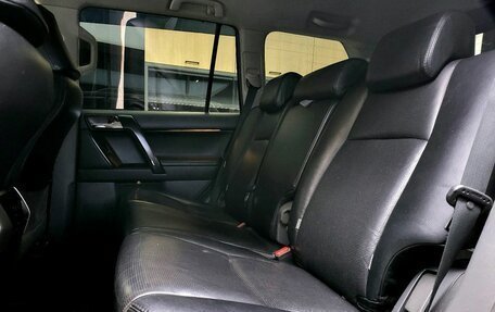 Toyota Land Cruiser Prado 150 рестайлинг 2, 2013 год, 2 649 000 рублей, 11 фотография