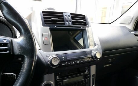 Toyota Land Cruiser Prado 150 рестайлинг 2, 2013 год, 2 649 000 рублей, 18 фотография