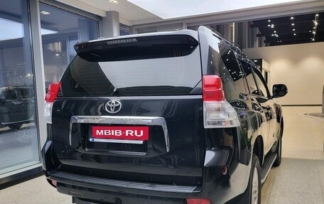 Toyota Land Cruiser Prado 150 рестайлинг 2, 2013 год, 2 649 000 рублей, 4 фотография