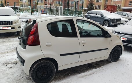 Peugeot 107 I рестайлинг, 2012 год, 515 000 рублей, 4 фотография