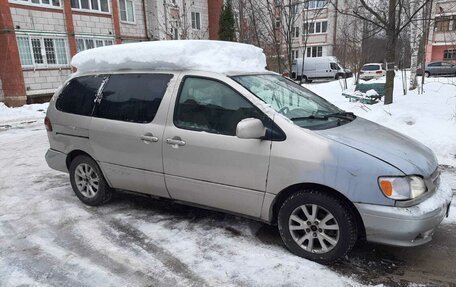 Toyota Sienna I, 2001 год, 455 555 рублей, 13 фотография