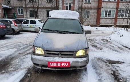 Toyota Sienna I, 2001 год, 455 555 рублей, 5 фотография