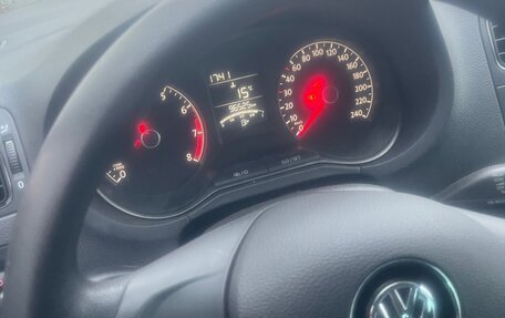 Volkswagen Polo VI (EU Market), 2015 год, 1 050 000 рублей, 6 фотография