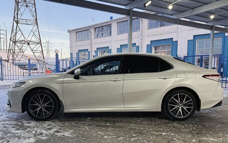 Toyota Camry, 2021 год, 3 799 000 рублей, 2 фотография