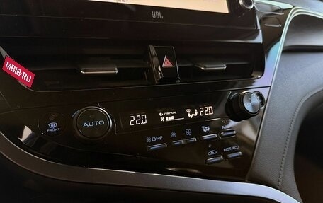 Toyota Camry, 2021 год, 3 799 000 рублей, 16 фотография