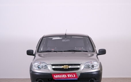 Chevrolet Niva I рестайлинг, 2015 год, 899 000 рублей, 2 фотография