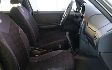 Chevrolet Niva I рестайлинг, 2015 год, 899 000 рублей, 17 фотография