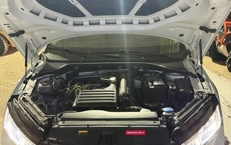 Skoda Octavia IV, 2025 год, 3 300 000 рублей, 15 фотография