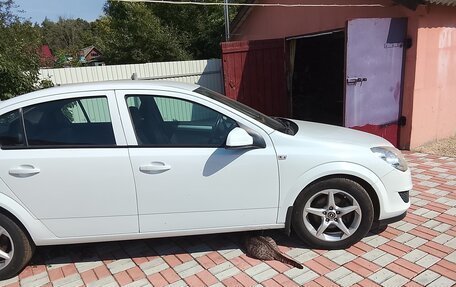 Opel Astra H, 2012 год, 700 000 рублей, 4 фотография