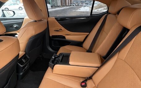 Lexus ES VII, 2021 год, 4 800 000 рублей, 8 фотография