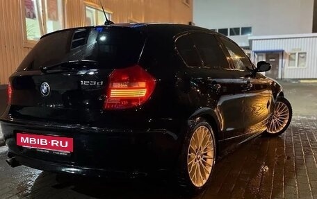 BMW 1 серия, 2009 год, 990 000 рублей, 5 фотография