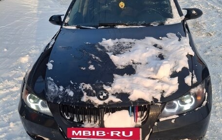 BMW 3 серия, 2006 год, 950 000 рублей, 2 фотография