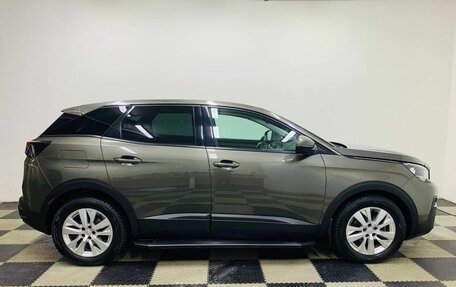 Peugeot 3008 II, 2018 год, 1 729 000 рублей, 4 фотография