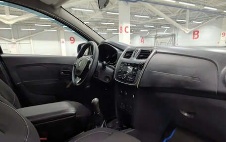 Renault Sandero II рестайлинг, 2017 год, 905 000 рублей, 11 фотография