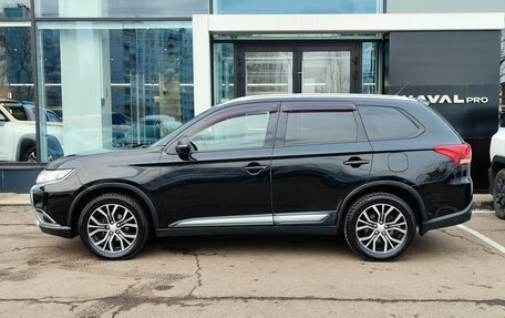 Mitsubishi Outlander III рестайлинг 3, 2015 год, 1 462 000 рублей, 8 фотография