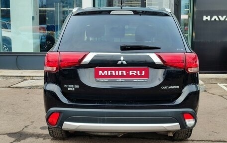 Mitsubishi Outlander III рестайлинг 3, 2015 год, 1 462 000 рублей, 6 фотография