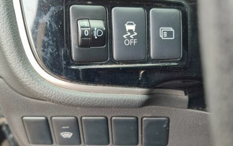 Mitsubishi Outlander III рестайлинг 3, 2015 год, 1 462 000 рублей, 20 фотография