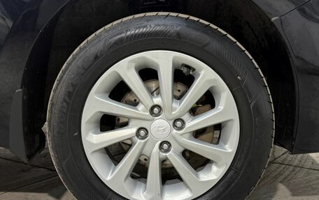 Hyundai Solaris II рестайлинг, 2019 год, 1 349 800 рублей, 5 фотография