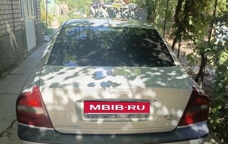 Volvo S80 II рестайлинг 2, 2000 год, 450 000 рублей, 3 фотография