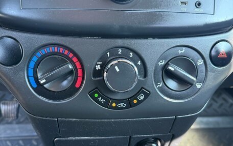 Chevrolet Aveo III, 2010 год, 450 000 рублей, 30 фотография