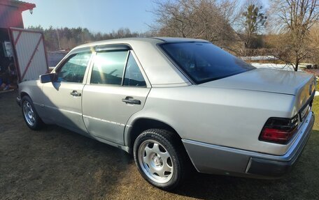 Mercedes-Benz W124, 1990 год, 275 000 рублей, 4 фотография