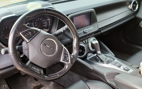 Chevrolet Camaro VI, 2017 год, 3 000 000 рублей, 10 фотография