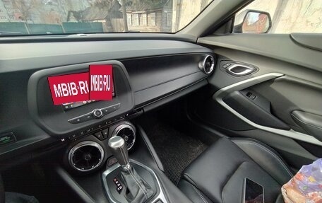 Chevrolet Camaro VI, 2017 год, 3 000 000 рублей, 12 фотография