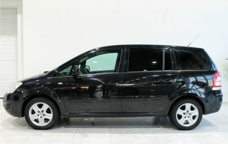 Opel Zafira B, 2010 год, 850 000 рублей, 4 фотография