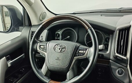 Toyota Land Cruiser 200, 2015 год, 4 800 000 рублей, 16 фотография