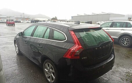 Volvo V60 I, 2013 год, 1 350 000 рублей, 4 фотография