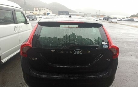 Volvo V60 I, 2013 год, 1 350 000 рублей, 13 фотография