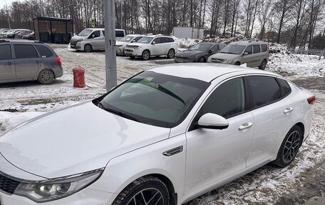 KIA Optima IV, 2019 год, 1 920 000 рублей, 3 фотография