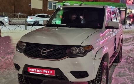 ЛуАЗ Patriot, 2016 год, 1 050 000 рублей, 9 фотография