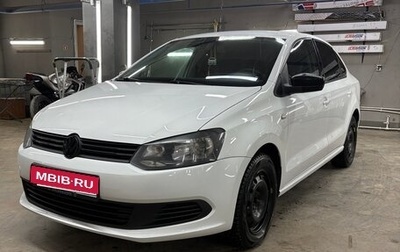 Volkswagen Polo VI (EU Market), 2014 год, 800 000 рублей, 1 фотография