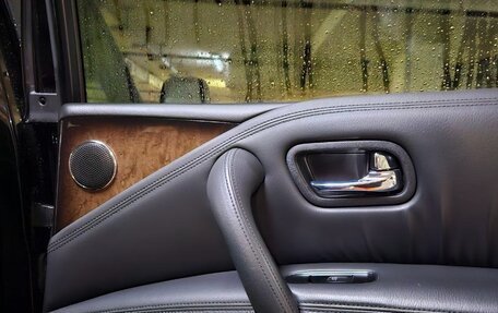 Infiniti QX56, 2011 год, 2 500 000 рублей, 22 фотография