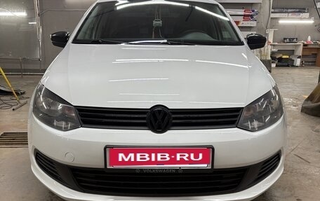 Volkswagen Polo VI (EU Market), 2014 год, 800 000 рублей, 3 фотография
