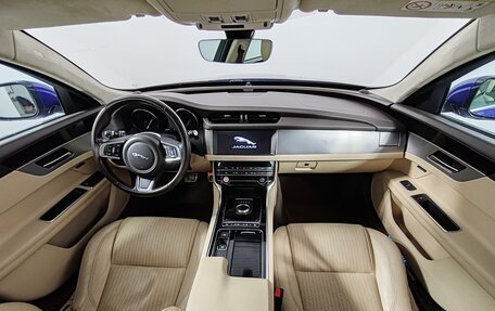 Jaguar XF II, 2019 год, 2 599 000 рублей, 13 фотография