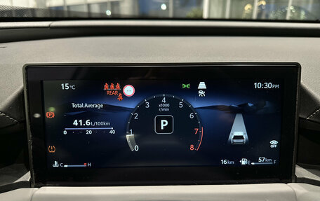 Toyota RAV4, 2025 год, 4 950 000 рублей, 16 фотография