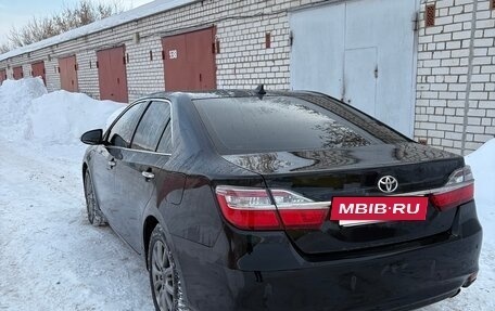 Toyota Camry, 2016 год, 1 900 000 рублей, 5 фотография