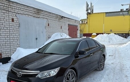 Toyota Camry, 2016 год, 1 900 000 рублей, 1 фотография
