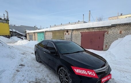 Toyota Camry, 2016 год, 1 900 000 рублей, 2 фотография