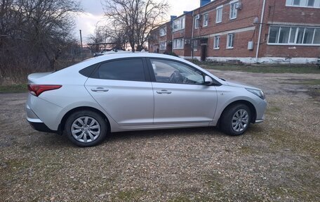 Hyundai Solaris II рестайлинг, 2022 год, 1 755 000 рублей, 9 фотография