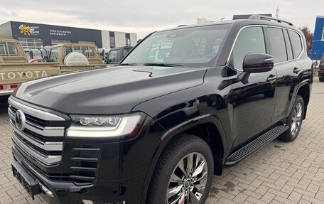 Toyota Land Cruiser, 2025 год, 12 770 000 рублей, 2 фотография