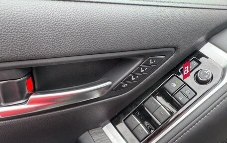 Toyota Land Cruiser, 2025 год, 12 770 000 рублей, 7 фотография