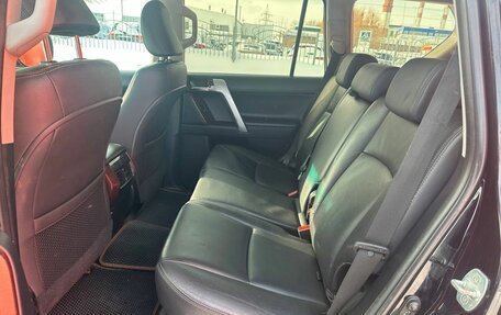 Toyota Land Cruiser Prado 150 рестайлинг 2, 2015 год, 3 190 000 рублей, 16 фотография