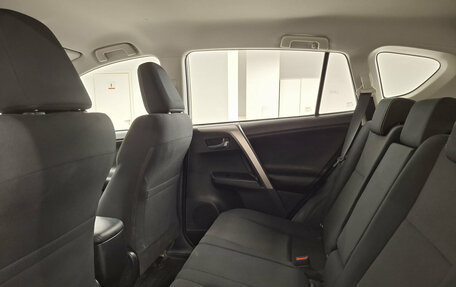 Toyota RAV4, 2017 год, 2 546 000 рублей, 15 фотография