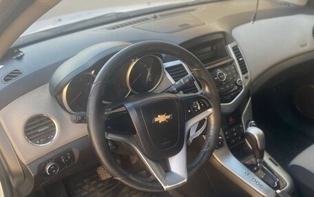 Chevrolet Cruze II, 2012 год, 650 000 рублей, 6 фотография