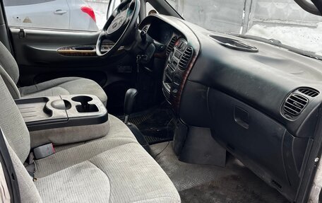 Hyundai H-1 II рестайлинг, 2004 год, 320 000 рублей, 10 фотография