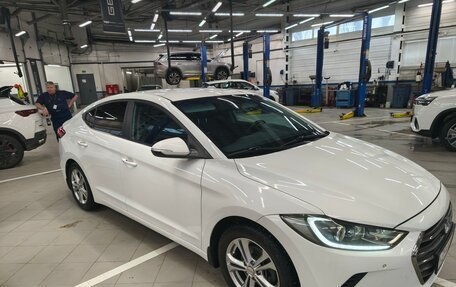 Hyundai Elantra VI рестайлинг, 2016 год, 1 690 000 рублей, 6 фотография