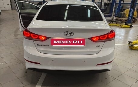 Hyundai Elantra VI рестайлинг, 2016 год, 1 690 000 рублей, 16 фотография